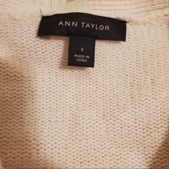 Ann Taylor loop hole sweater - Picture 3 of 3
